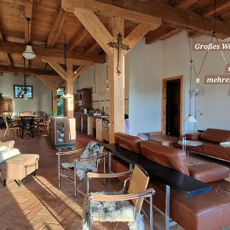 Scheunenloft Usedom-3, Familienoase, Hunde-freundlich Mit Riesigem Garten Lejlighed